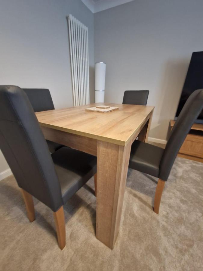 Roseburn Apartment, Edinburgh - 2 Bedrooms, Free Parking 외부 사진