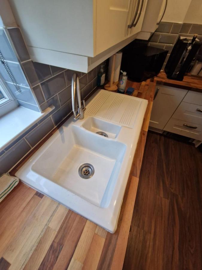 Roseburn Apartment, Edinburgh - 2 Bedrooms, Free Parking 외부 사진