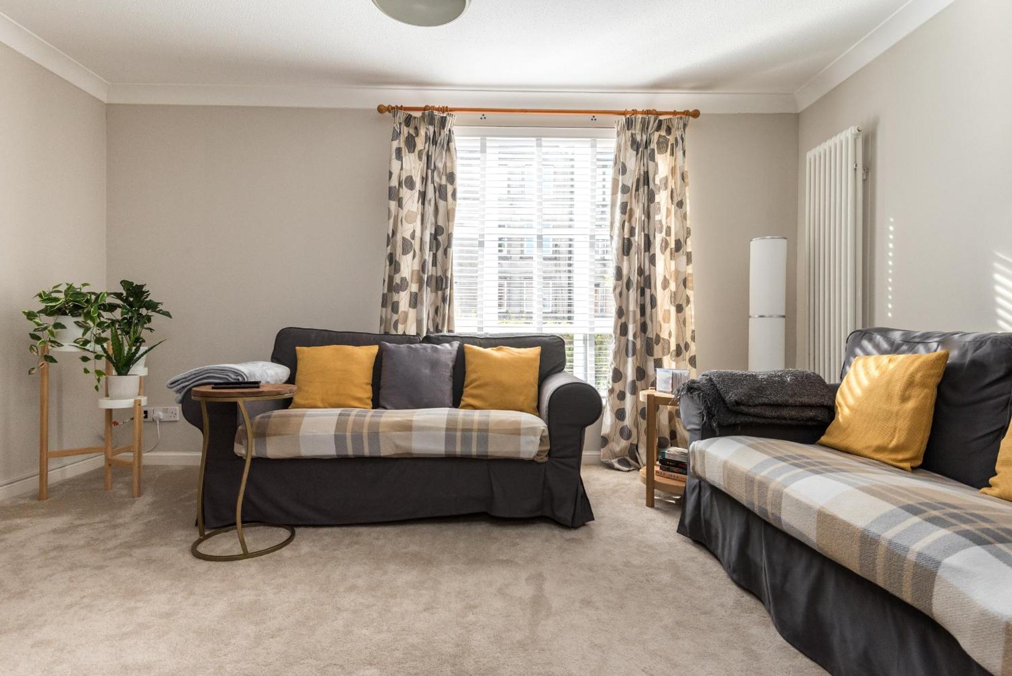 Roseburn Apartment, Edinburgh - 2 Bedrooms, Free Parking 외부 사진